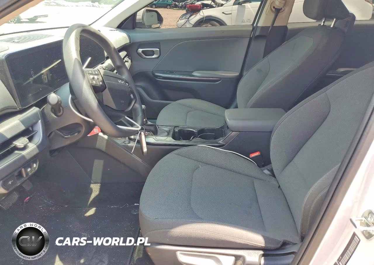 2025 Kia K4 Lx VIN:3KPFT4DEXSE074003 - 7
