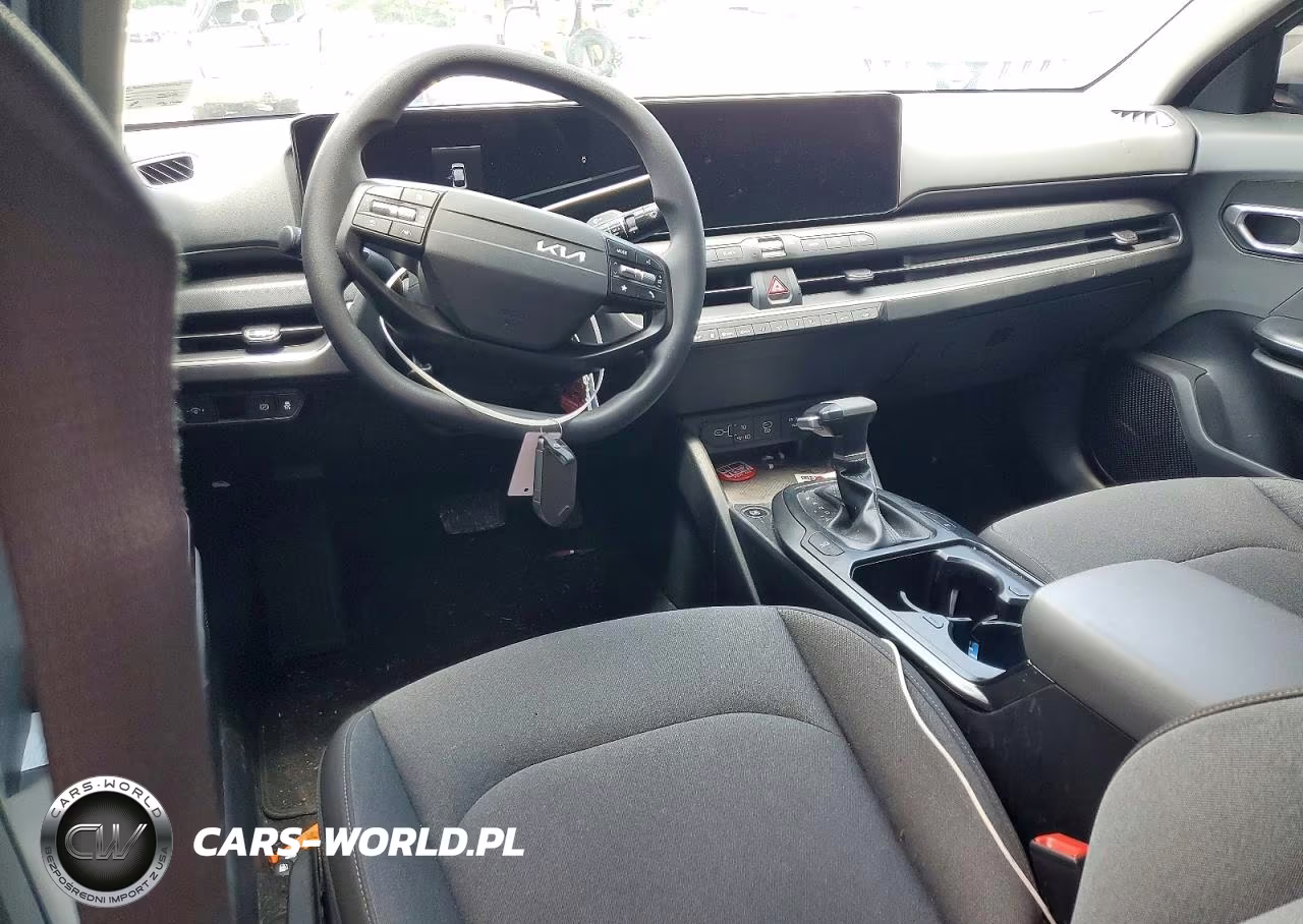 2025 Kia K4 Lx VIN:3KPFT4DEXSE074003 - 8