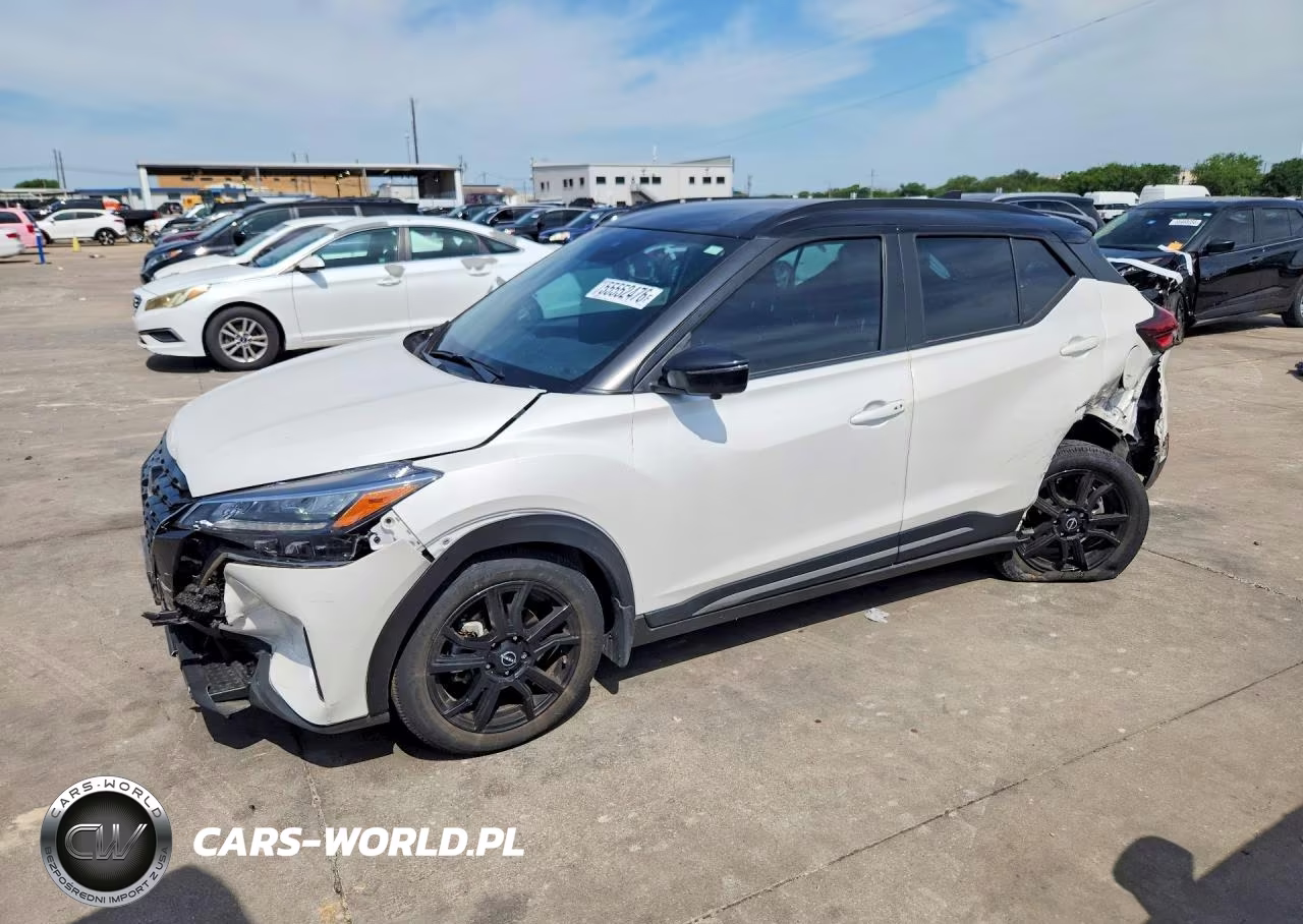 2024 Nissan Kicks Sr – zdjęcie 1 z 12