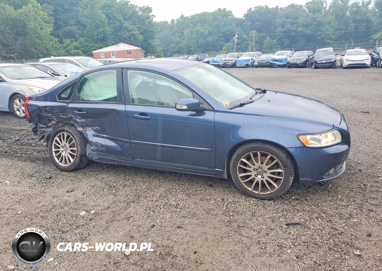 2010 Volvo S40 2.4I VIN:YV1390MS2A2509506 - 4