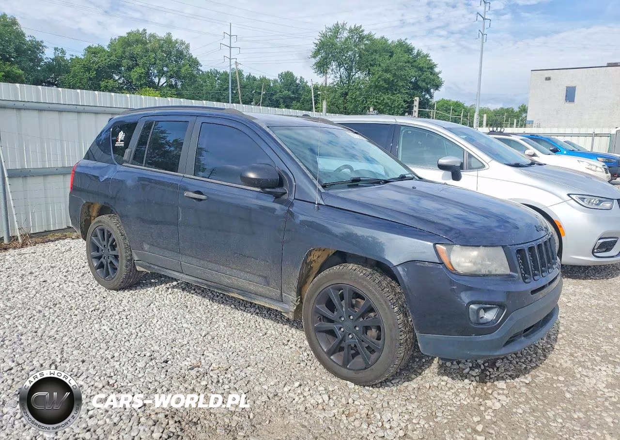2014 Jeep Compass Sport VIN:1C4NJCBAXED821441 - 4