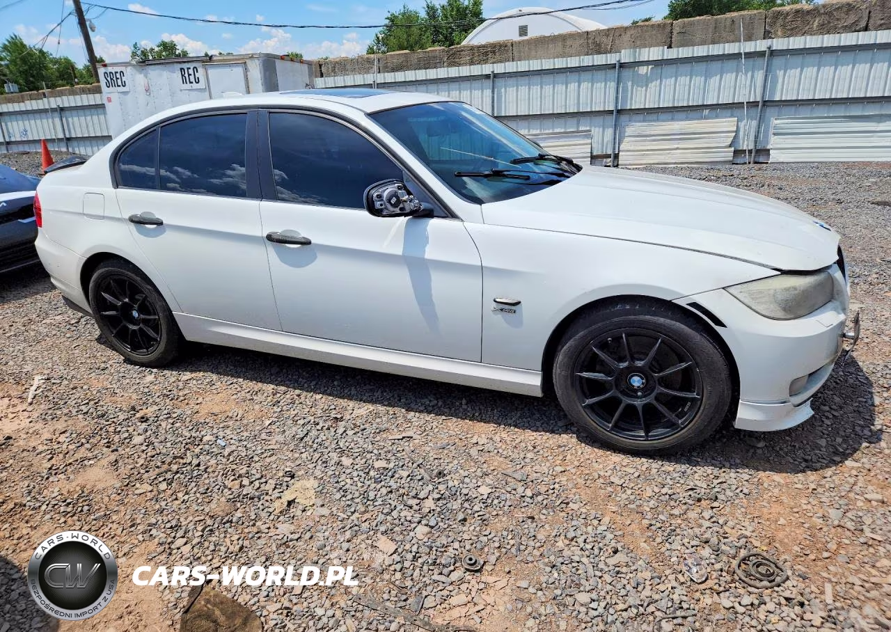 2011 BMW 328 VIN:WBAPK5G5XBNN27117 - 4
