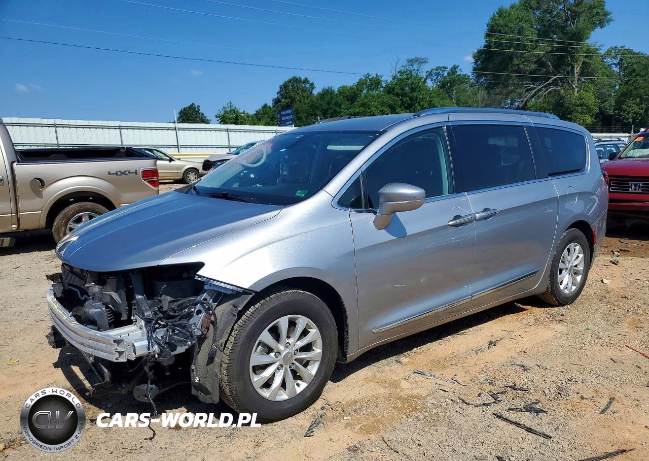 2019 Chrysler Pacifica Touring L