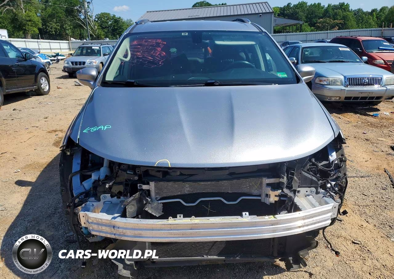 2019 Chrysler Pacifica Touring L VIN:2C4RC1BG7KR625714 - 5