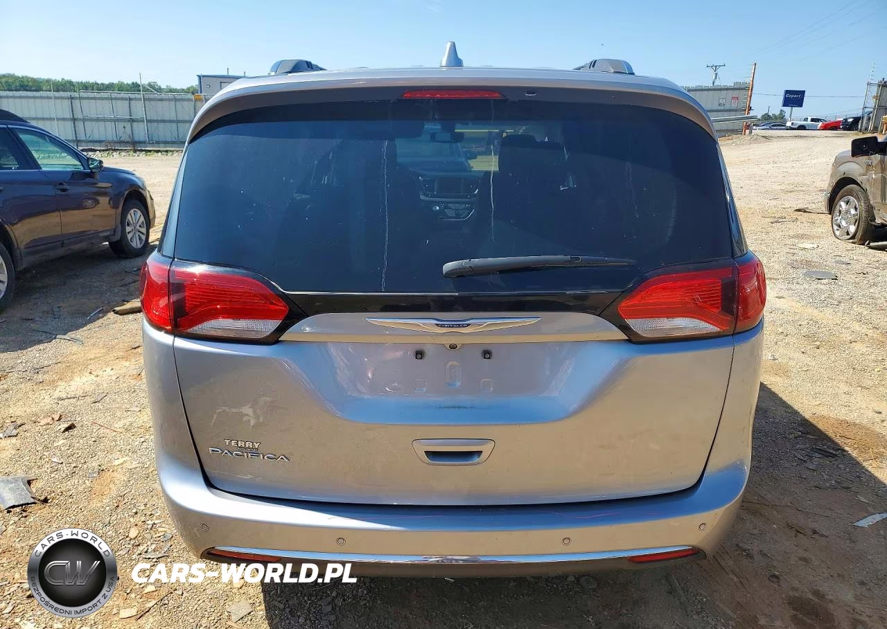 2019 Chrysler Pacifica Touring L VIN:2C4RC1BG7KR625714 - 6