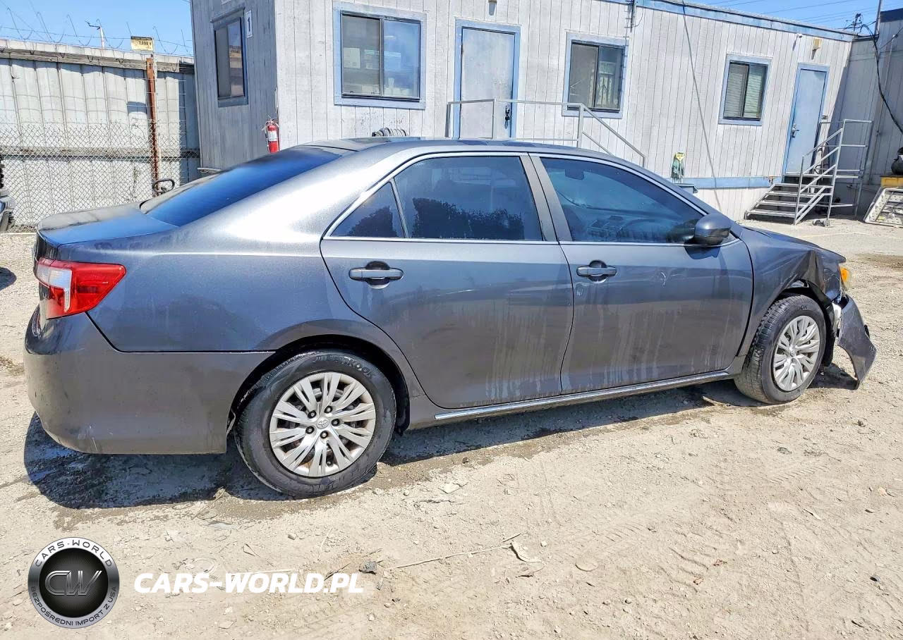 2012 Toyota Camry Le VIN:4T1BF1FK4CU008049 - 3