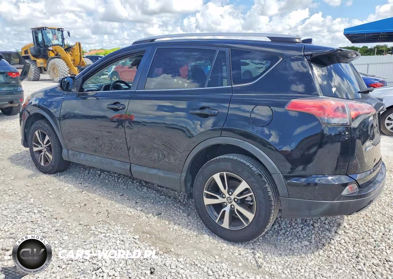 2017 Toyota Rav4 Xle VIN:2T3WFREV8HW369472 - 2