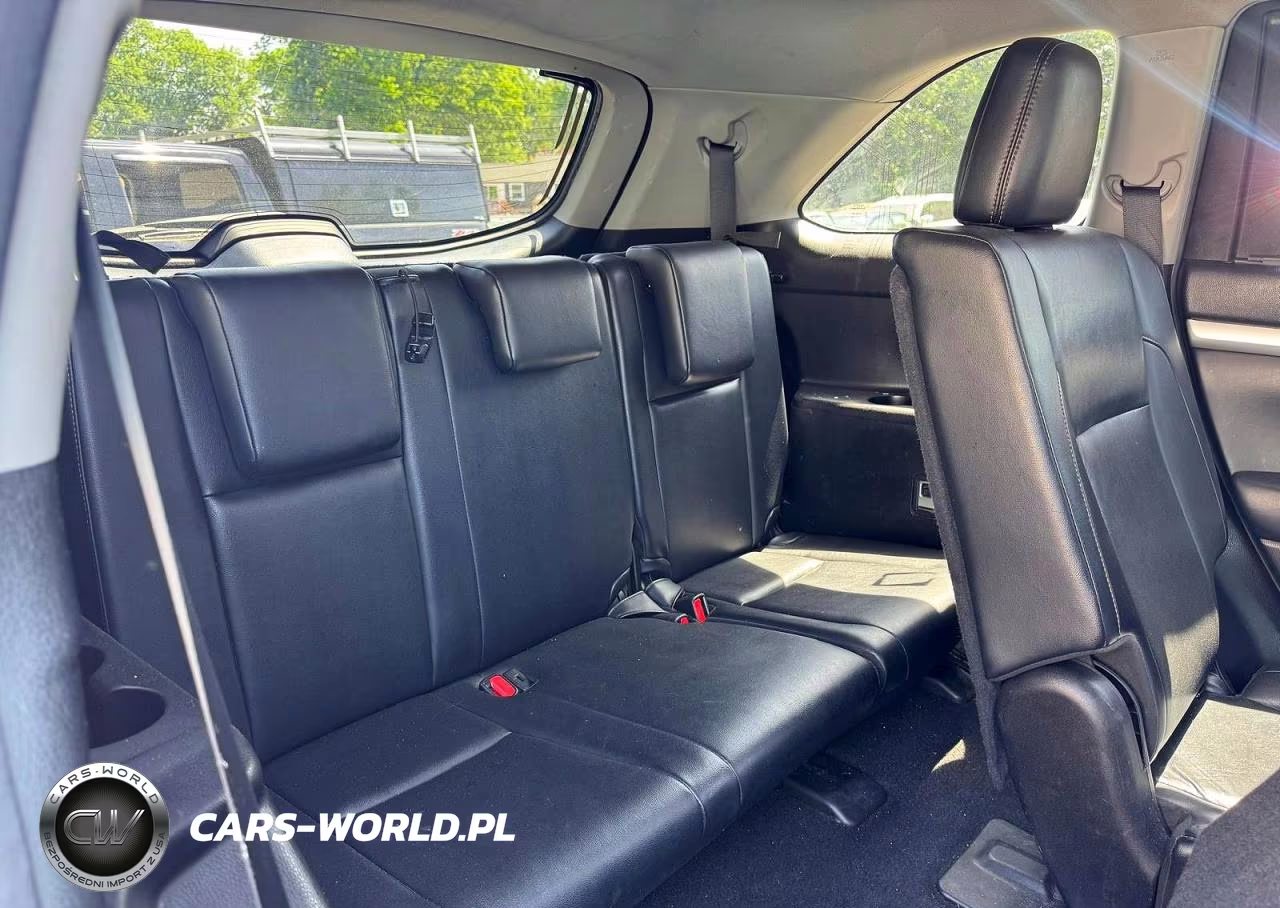 2019 Toyota Highlander Xle VIN:5TDJZRFH6KS934563 - 7