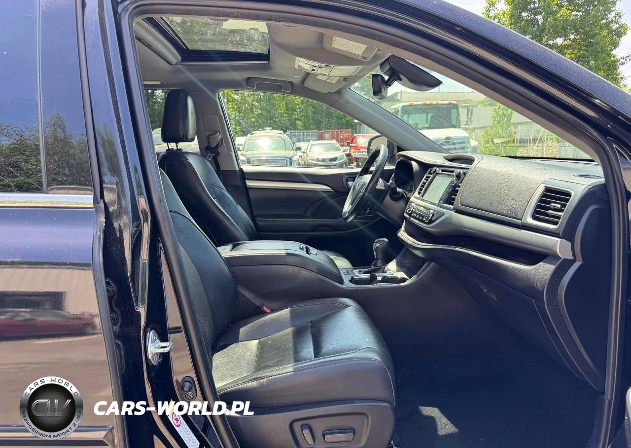 2019 Toyota Highlander Xle VIN:5TDJZRFH6KS934563 - 9