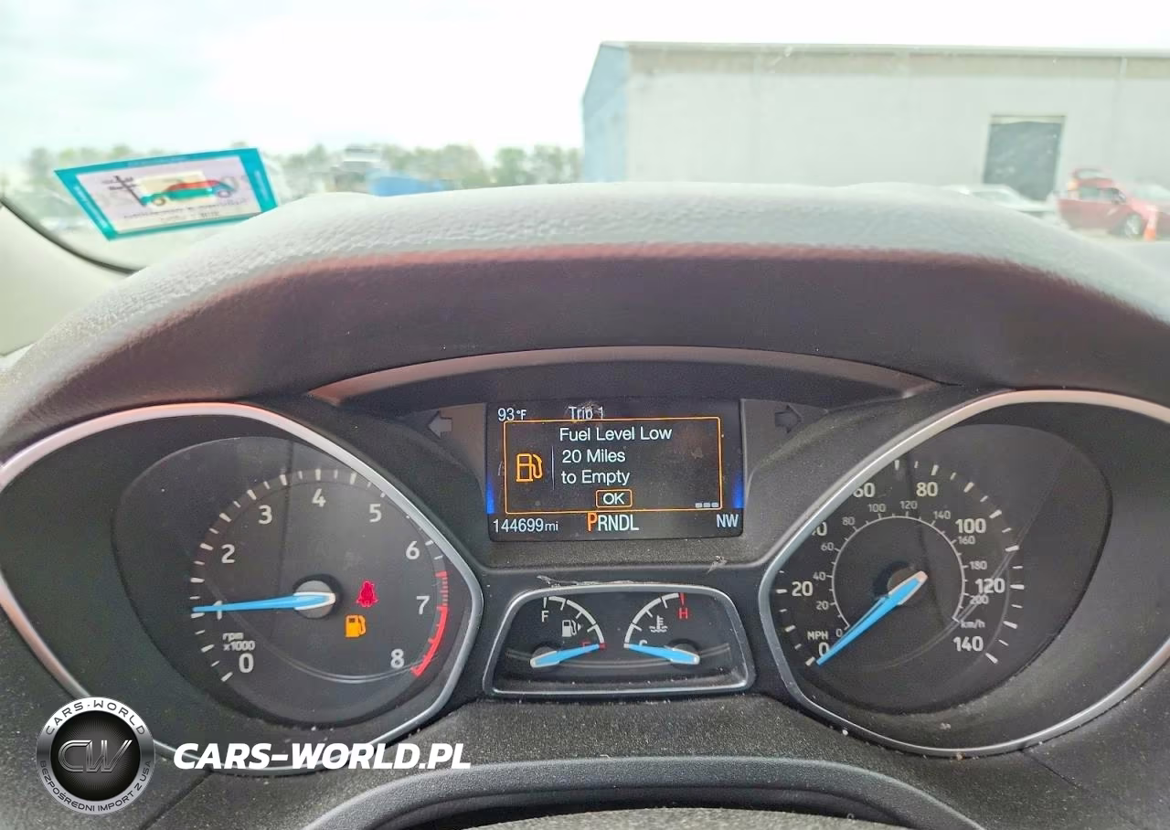 2017 Ford Focus Se VIN:1FADP3K28HL224100 - 9