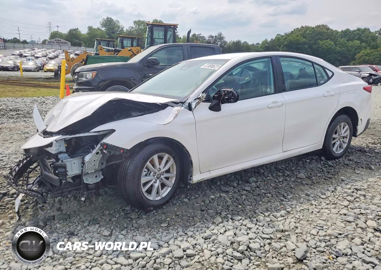 2026 Toyota Camry Le – zdjęcie 1 z 12