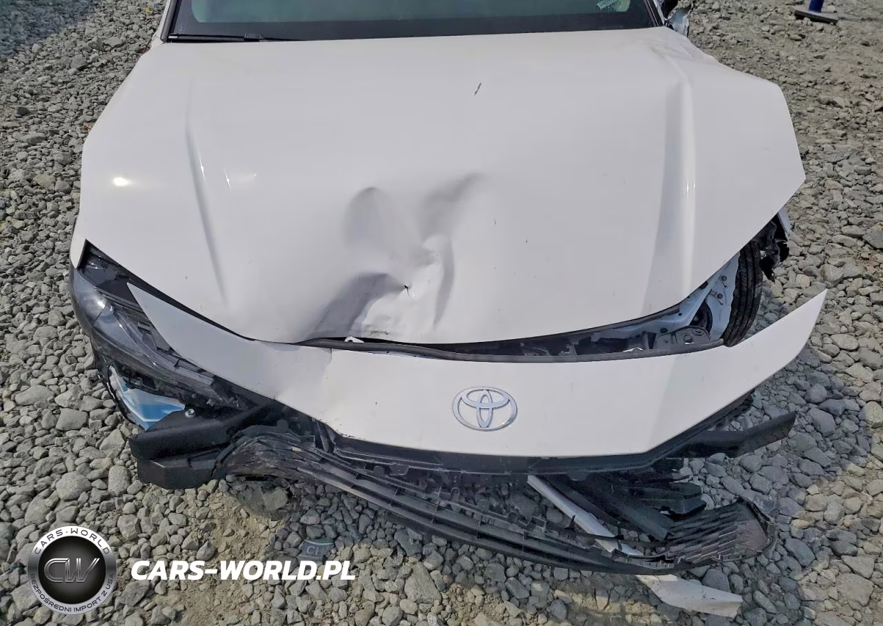 2026 Toyota Camry Le VIN:4T1DAACKXTU261579 - 11