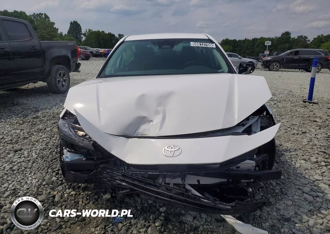 2026 Toyota Camry Le VIN:4T1DAACKXTU261579 - 5