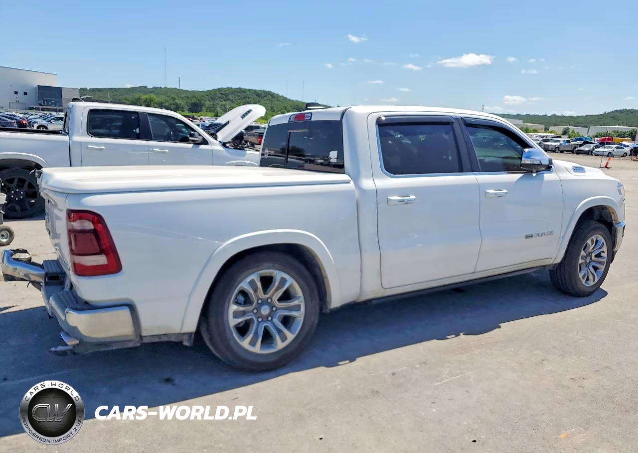 2022 Ram 1500 Longhorn VIN:1C6SRFKT0NN206509 - 3