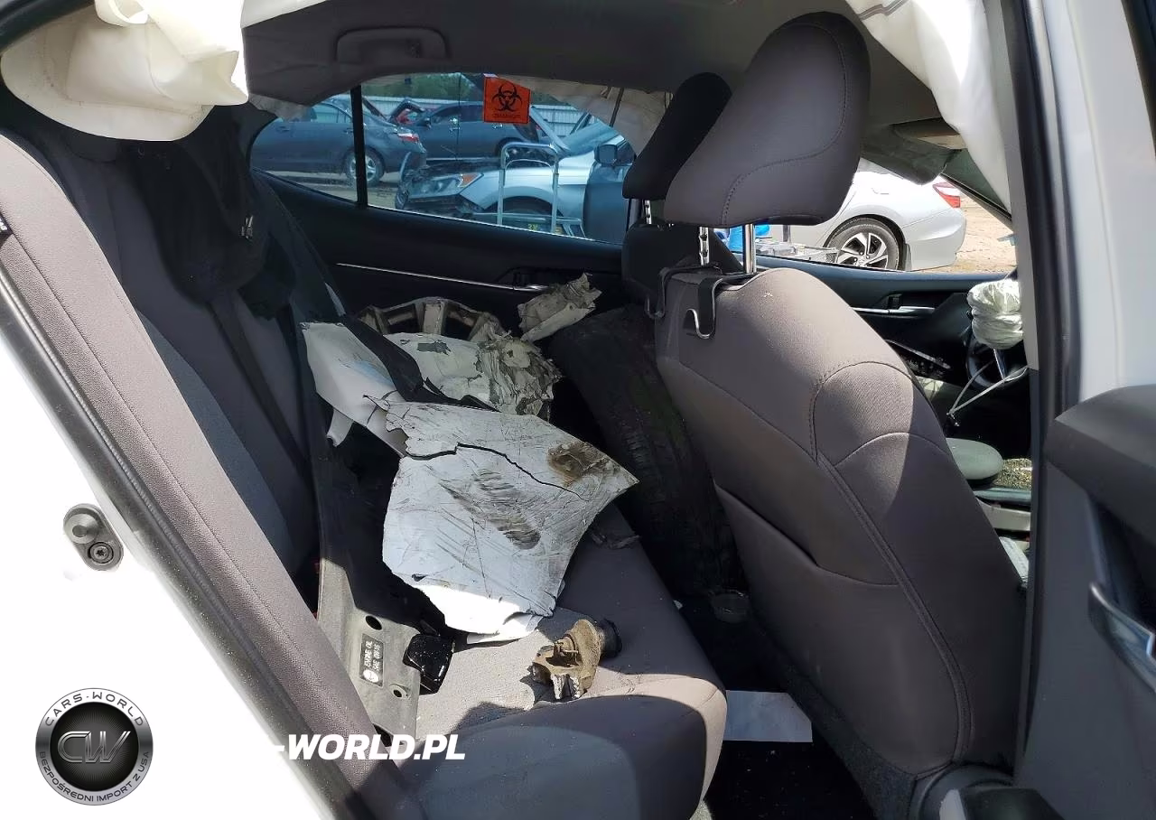 2019 Toyota Camry Le VIN:4T1B11HK9KU849312 - 10