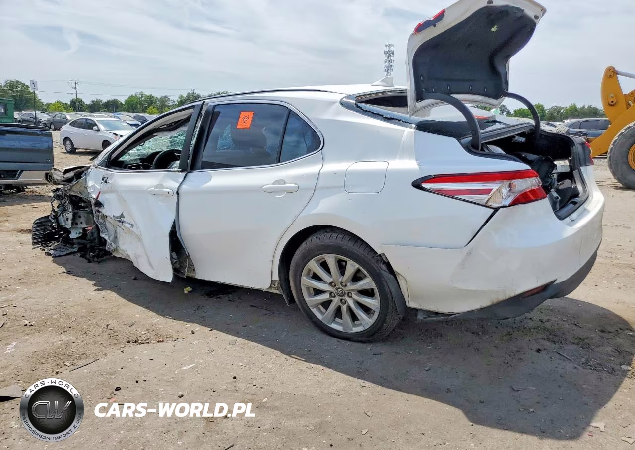 2019 Toyota Camry Le VIN:4T1B11HK9KU849312 - 2