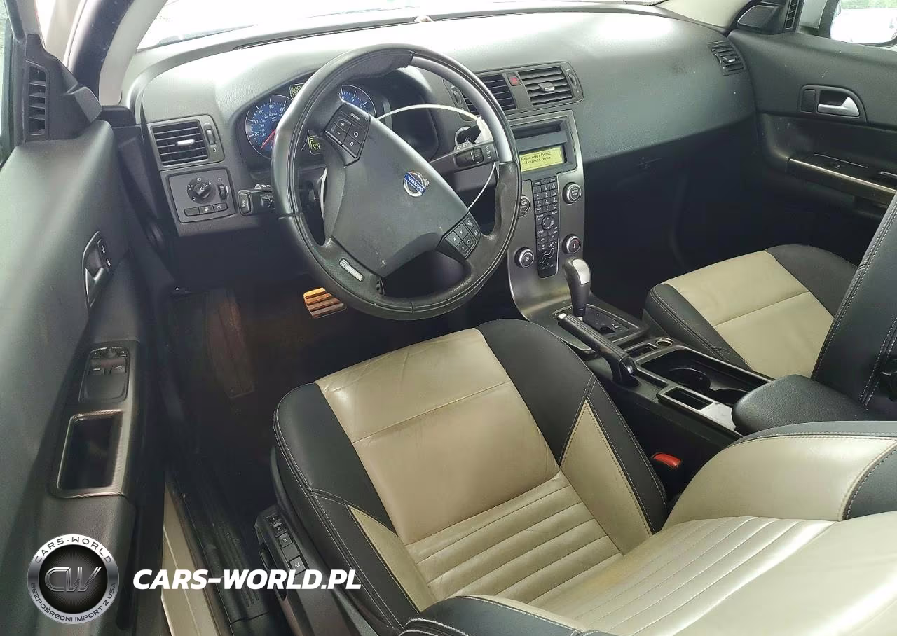 2012 Volvo C30 T5 VIN:YV1672MK0C2285945 - 8