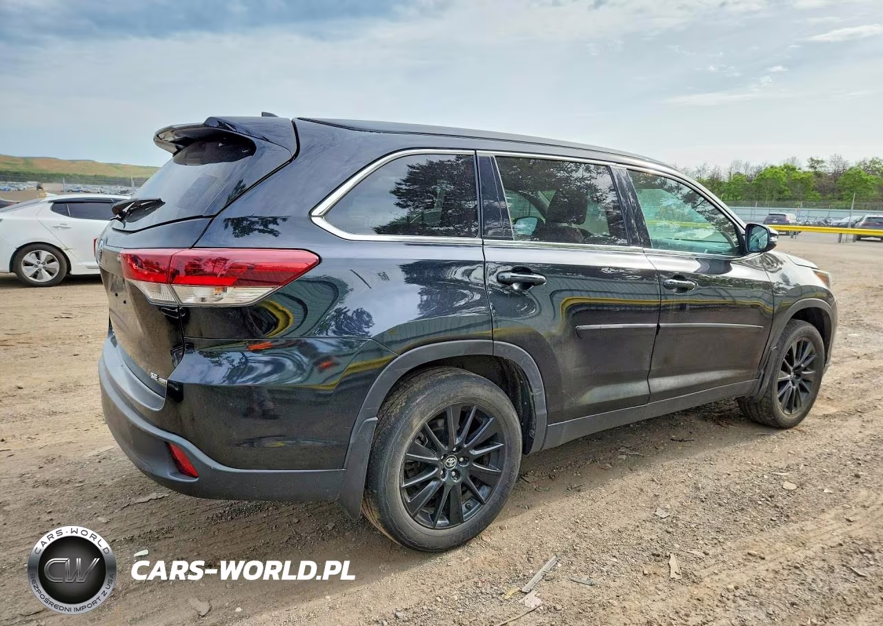 2019 Toyota Highlander Se VIN:5TDJZRFH9KS622317 - 3