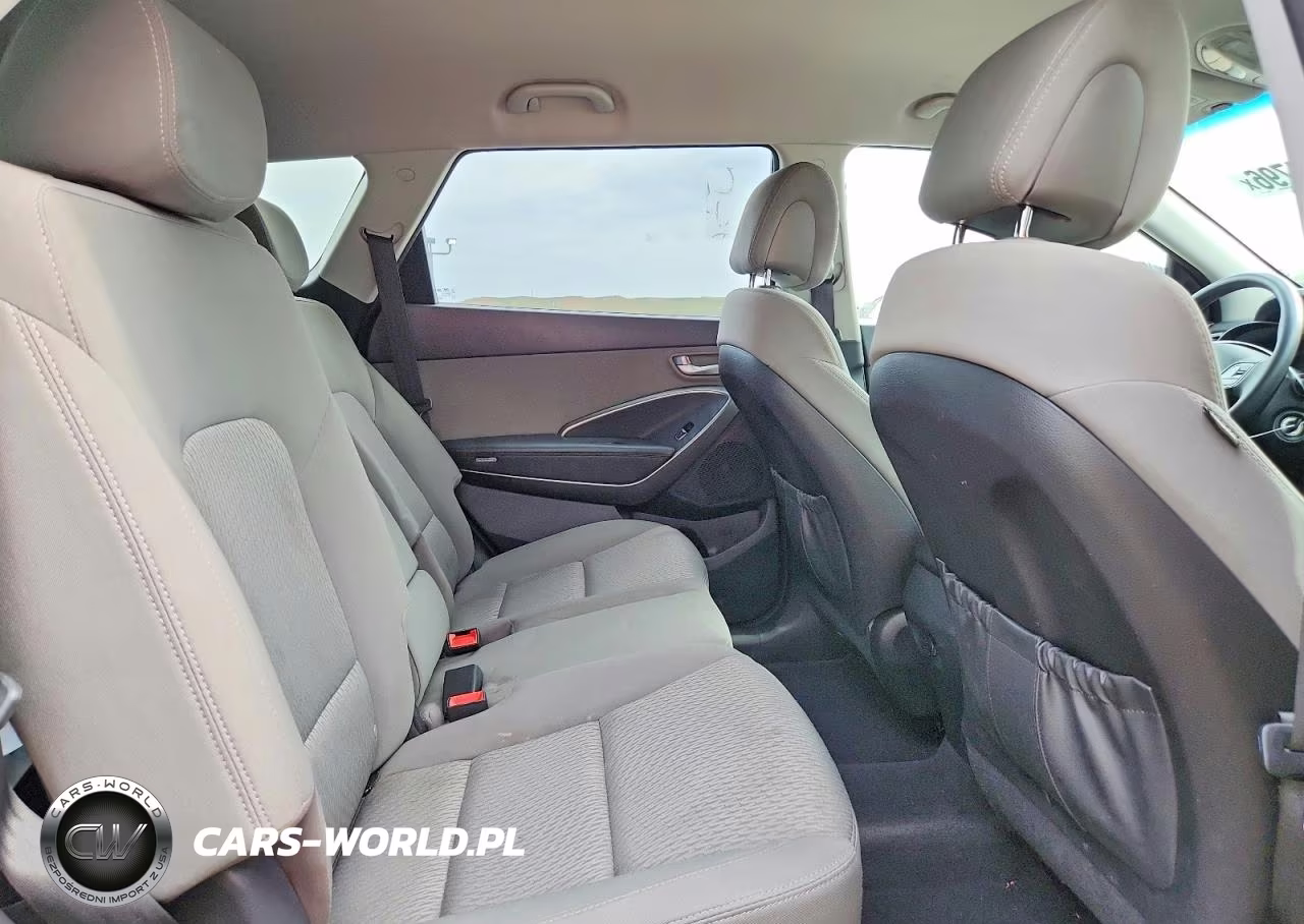 2017 Hyundai Santa Fe Se VIN:KM8SMDHF2HU191739 - 11