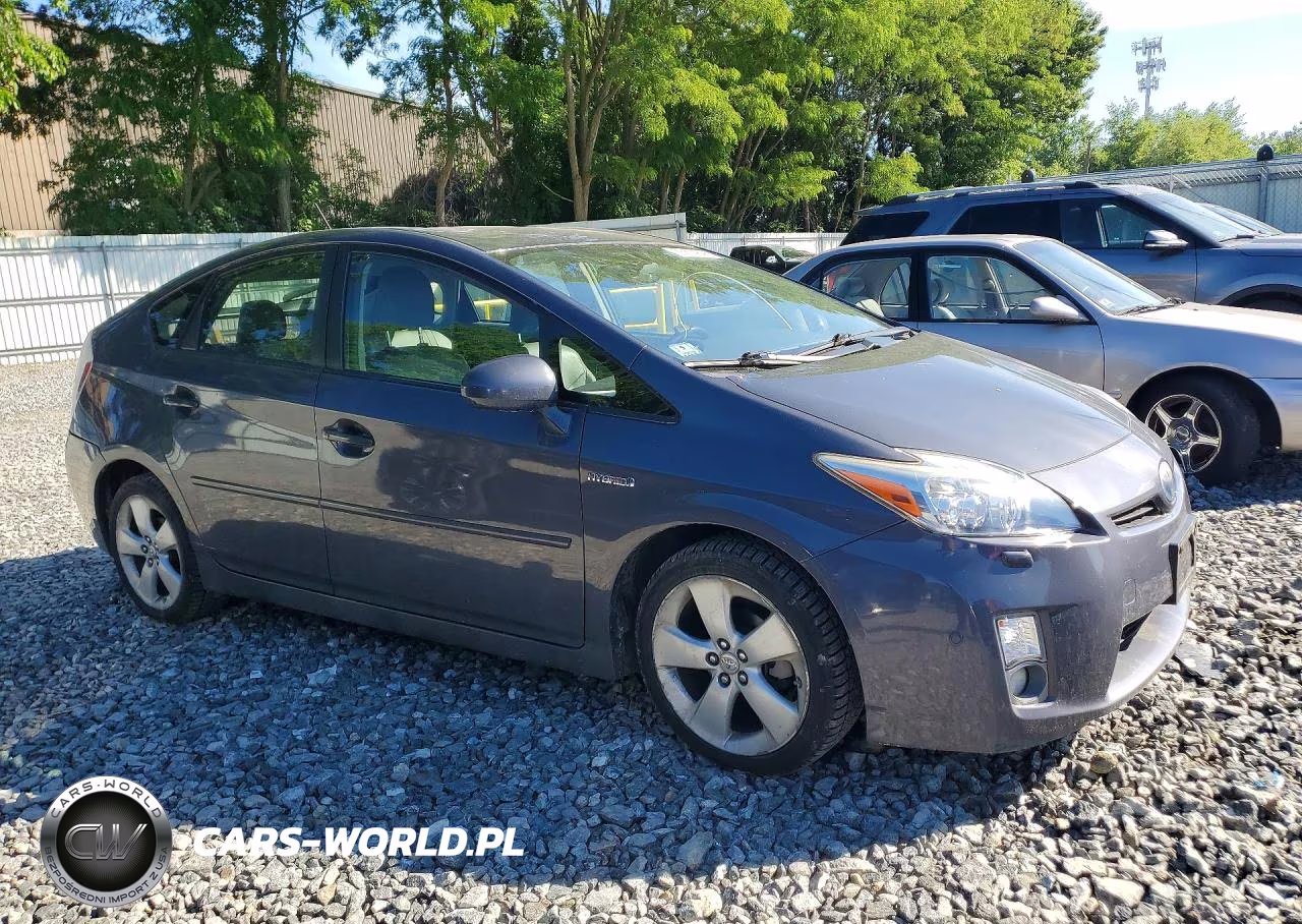 2011 Toyota Prius Five VIN:JTDKN3DU3B5297750 - 4