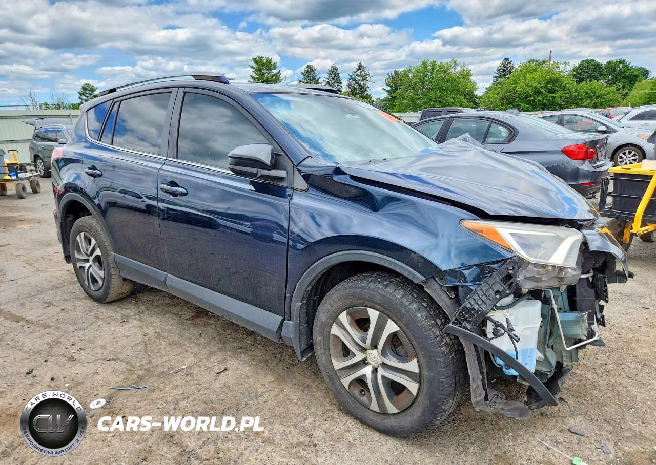 2017 Toyota Rav4 Le VIN:JTMBFREV4HJ707415 - 4