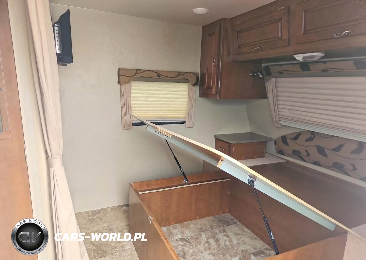 2013 Lance Camper VIN:1L9TS2227DL312767 - 5