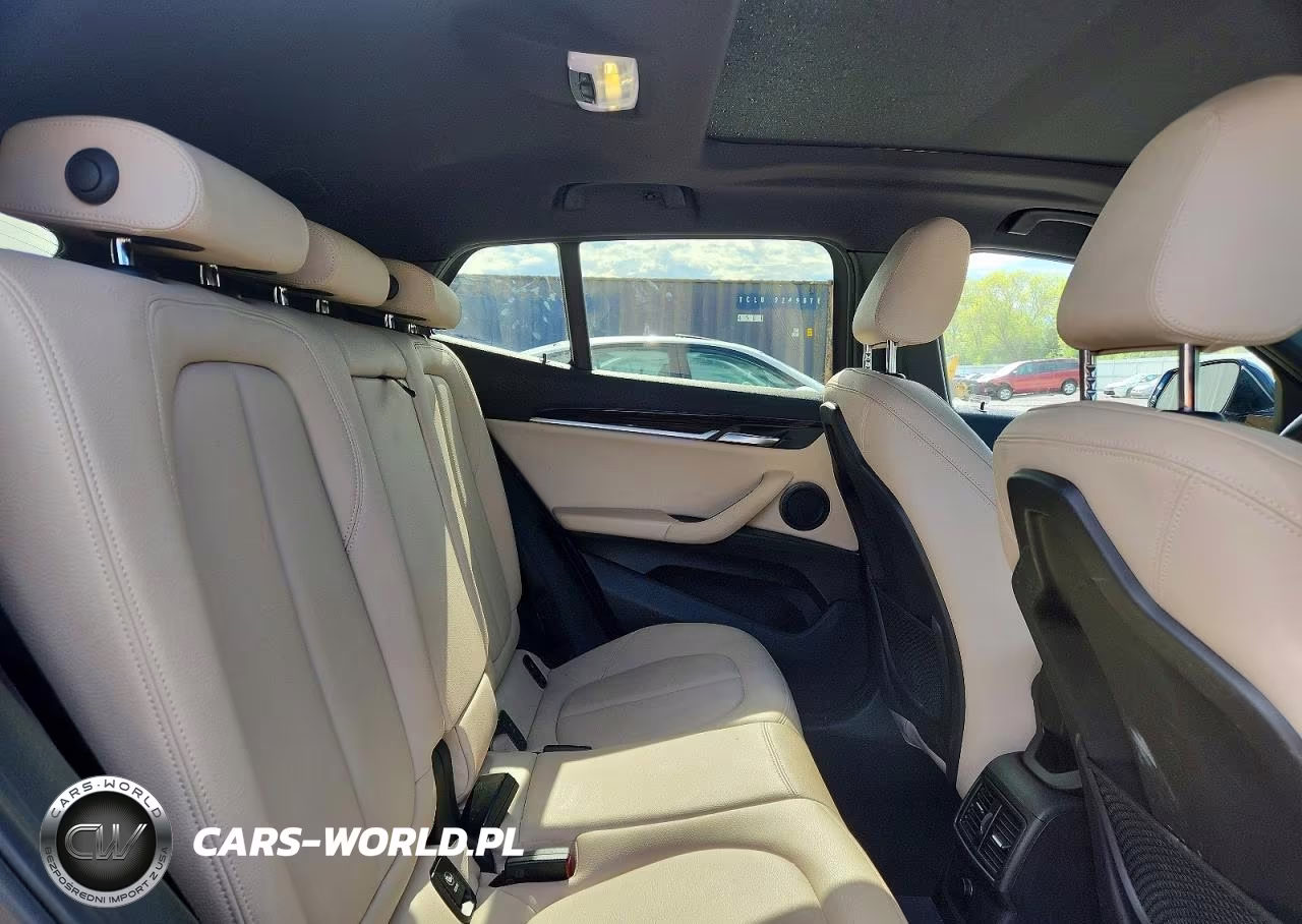 2018 BMW X2 xDrive28I VIN:WBXYJ5C32JEF71583 - 11