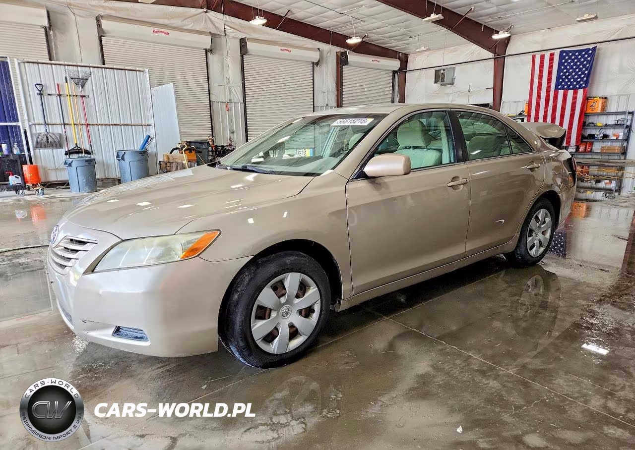 2007 Toyota Camry Le – zdjęcie 1 z 12