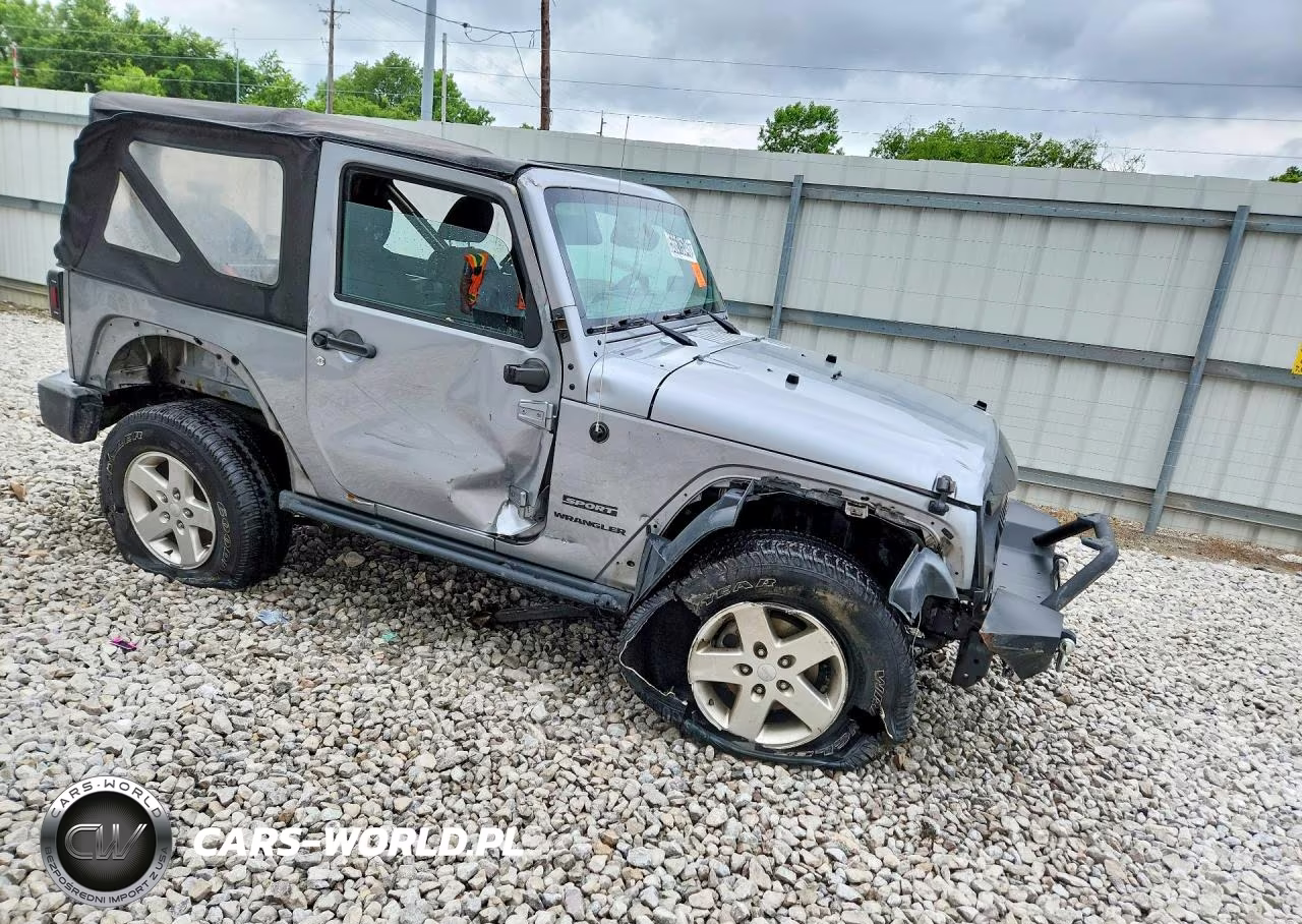 2013 Jeep Wrangler Sport VIN:1C4AJWAG8DL706993 - 4