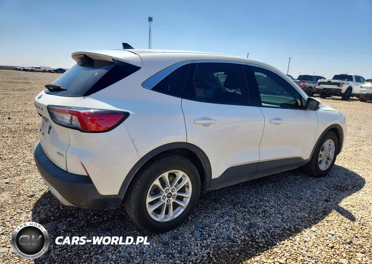 2020 Ford Escape Se VIN:1FMCU0G64LUA10390 - 3