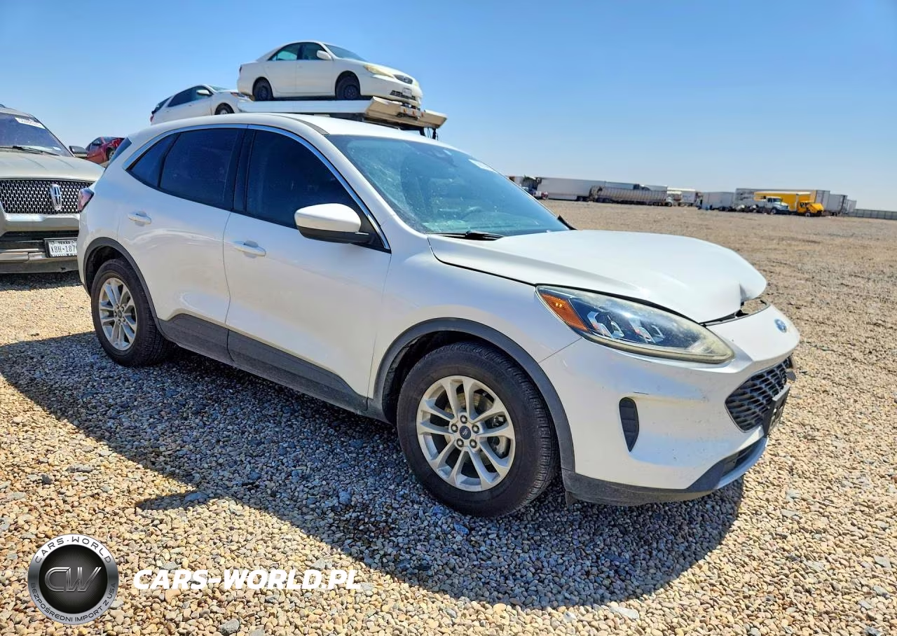 2020 Ford Escape Se VIN:1FMCU0G64LUA10390 - 4