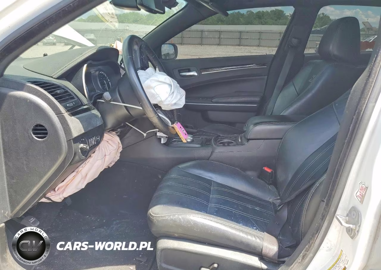 2021 Chrysler 300 S VIN:2C3CCABT8MH582226 - 7