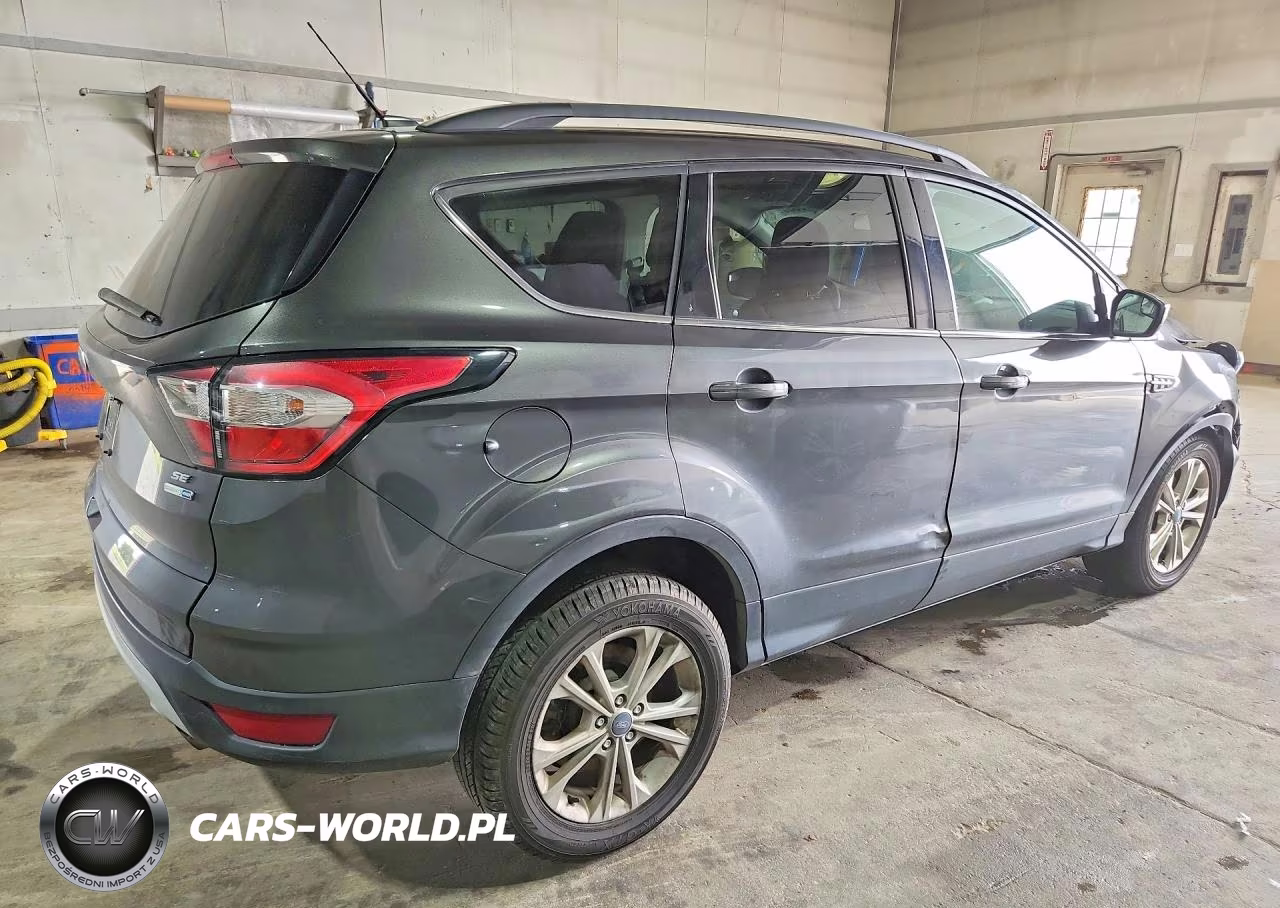 2018 Ford Escape Se VIN:1FMCU9GD8JUD03077 - 3