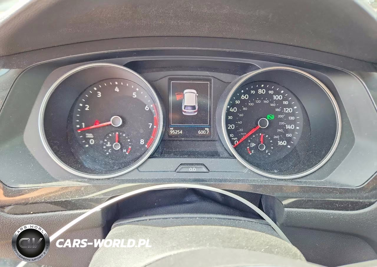 2019 Volkswagen Tiguan S VIN:3VV0B7AX5KM098359 - 9