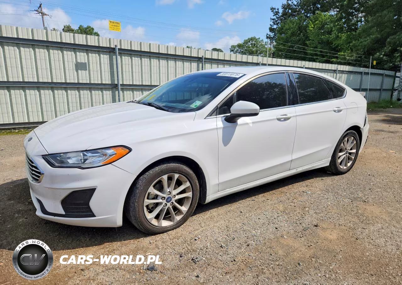 2020 Ford Fusion Se – zdjęcie 1 z 12