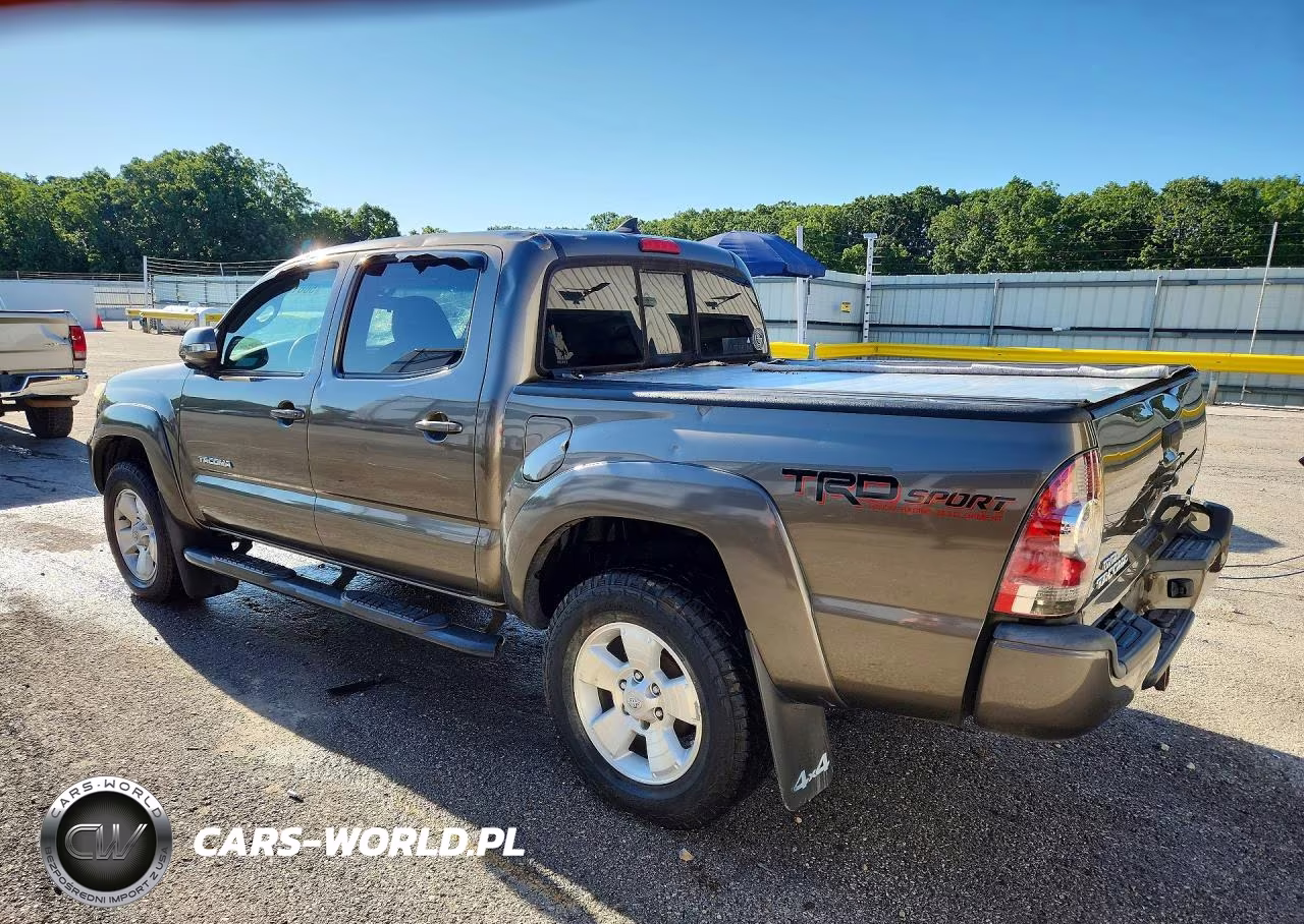 2015 Toyota Tacoma V6 VIN:3TMLU4EN1FM199224 - 2