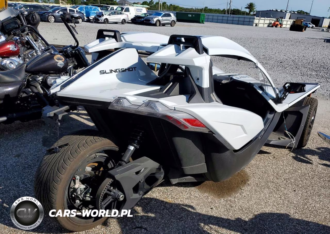 2024 Polaris Slingshot S With Technology Package VIN:57XAATHD9R8165741 - 3