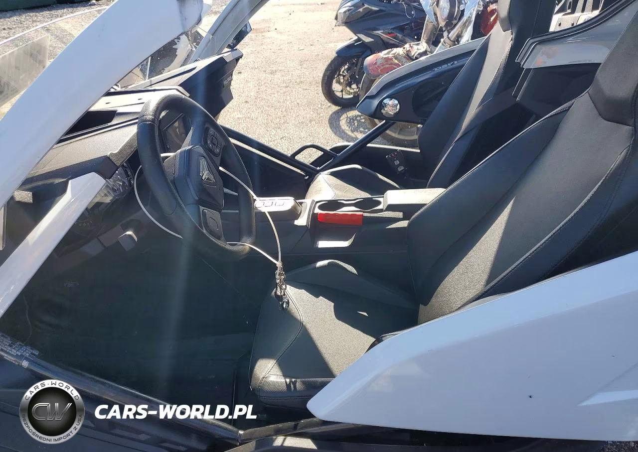 2024 Polaris Slingshot S With Technology Package VIN:57XAATHD9R8165741 - 7