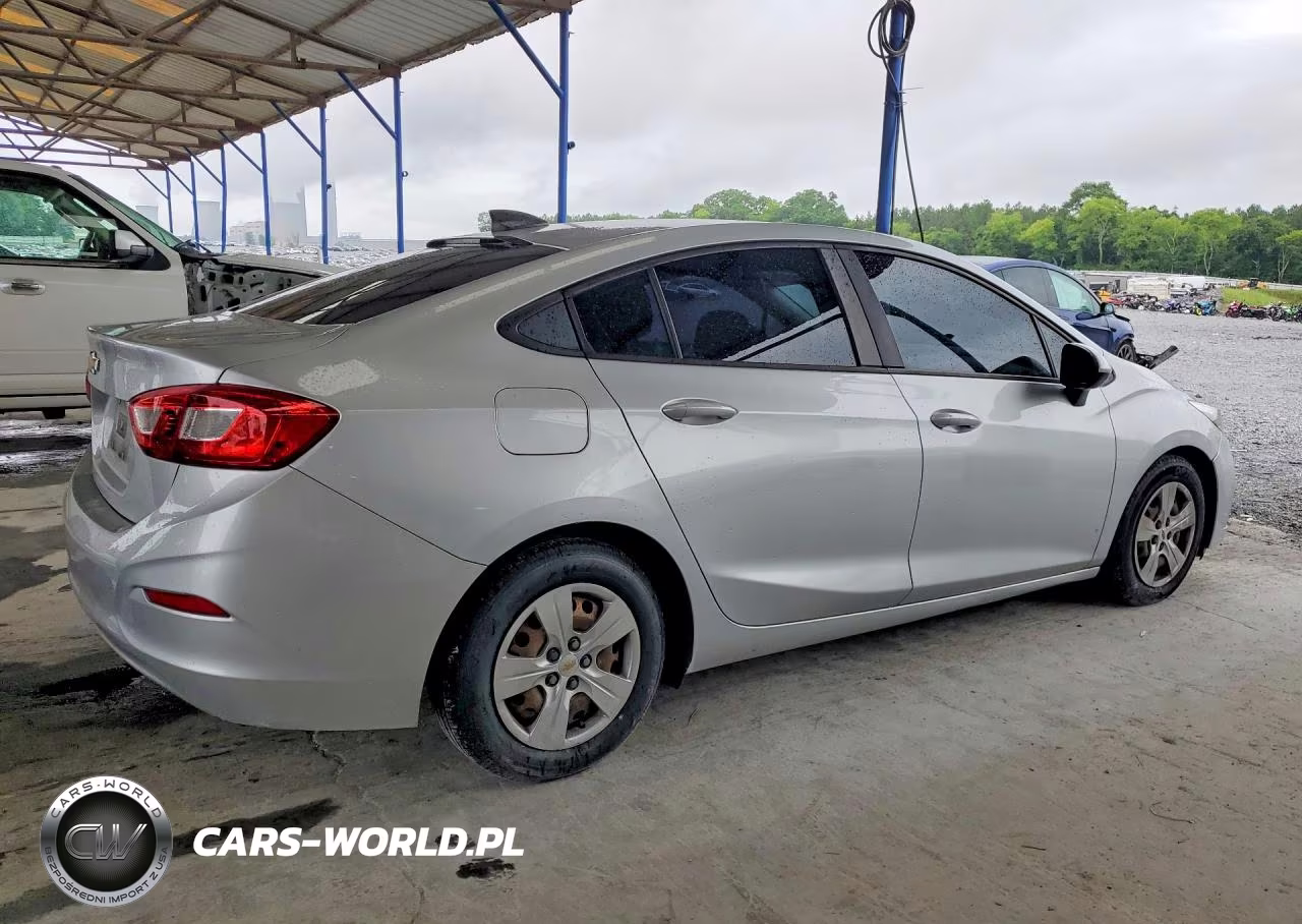 2017 Chevrolet Cruze Ls VIN:1G1BC5SM5H7127786 - 3