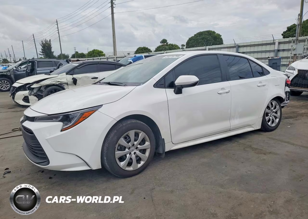 2025 Toyota Corolla Le – zdjęcie 1 z 12