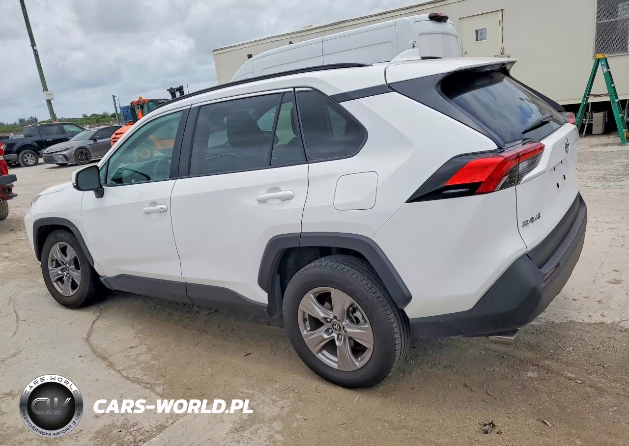 2025 Toyota Rav4 Xle VIN:2T3W1RFV4SC330528 - 2