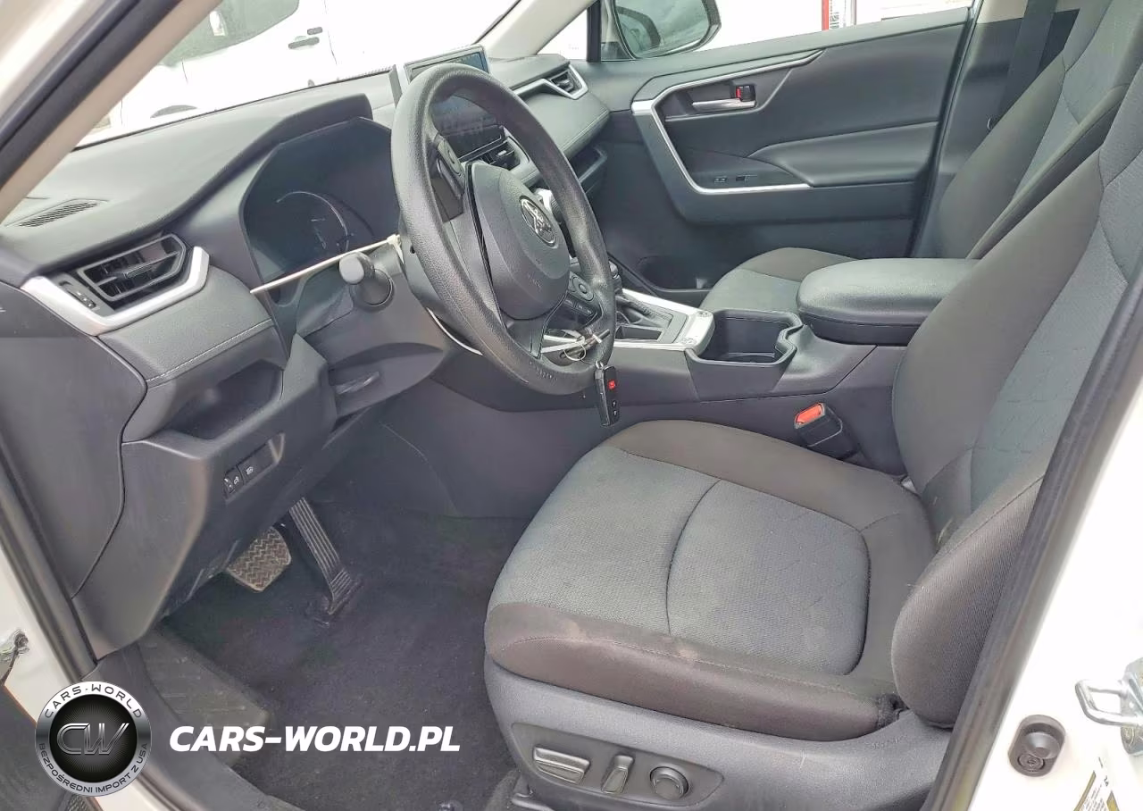 2025 Toyota Rav4 Xle VIN:2T3W1RFV4SC330528 - 7