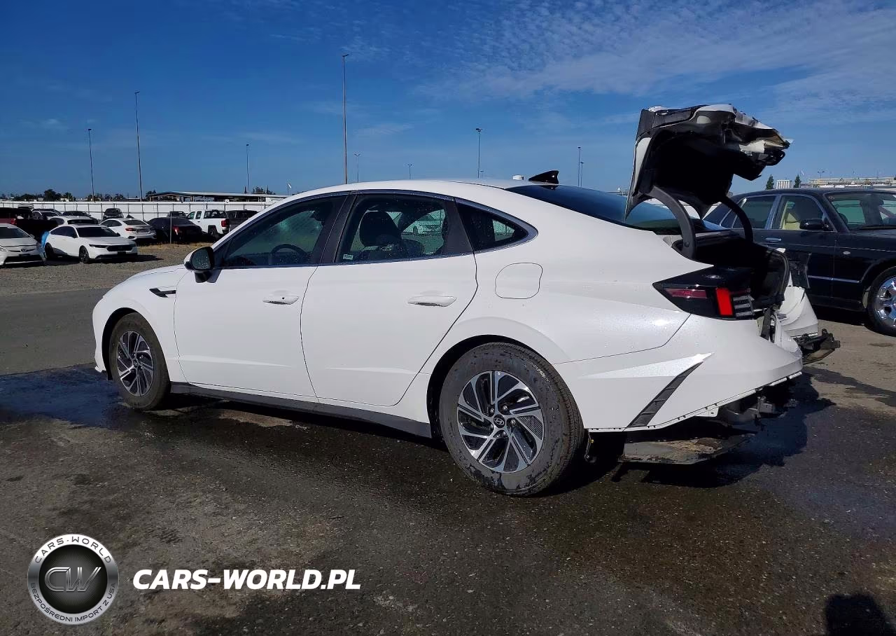 2026 Hyundai Sonata Hybrid Blue VIN:KMHL24JJ4TA151942 - 2