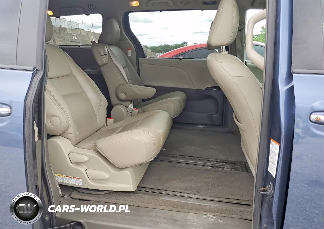 2015 Toyota Sienna Xle 8-Passenger VIN:5TDYK3DCXFS671748 - 11