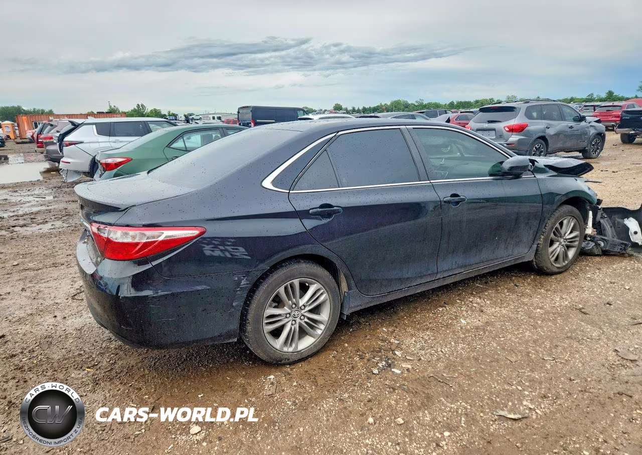 2017 Toyota Camry VIN:4T1BF1FK2HU333340 - 3