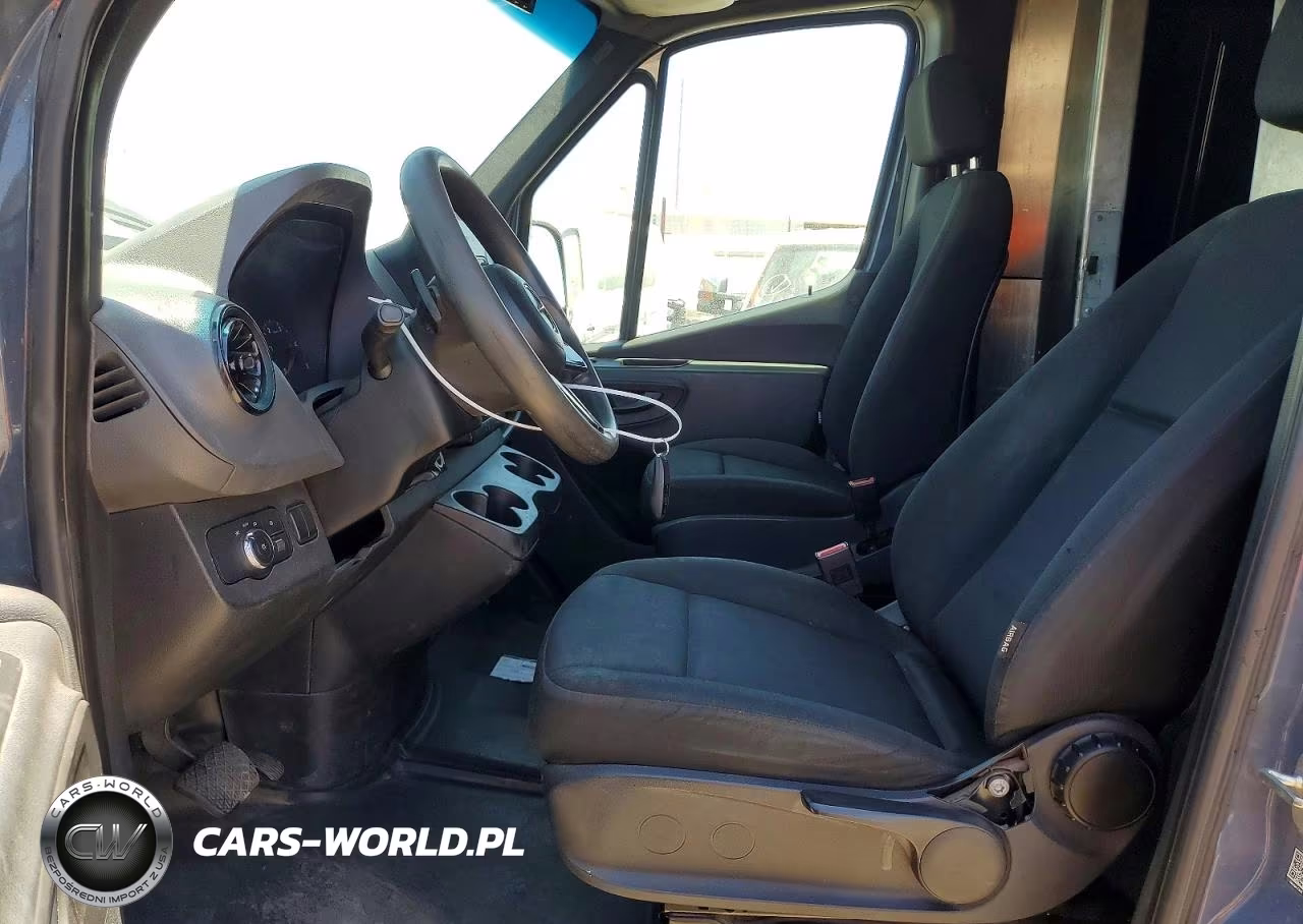 2019 Mercedes-Benz Sprinter 2500 VIN:WD4PF1CD6KP139602 - 7