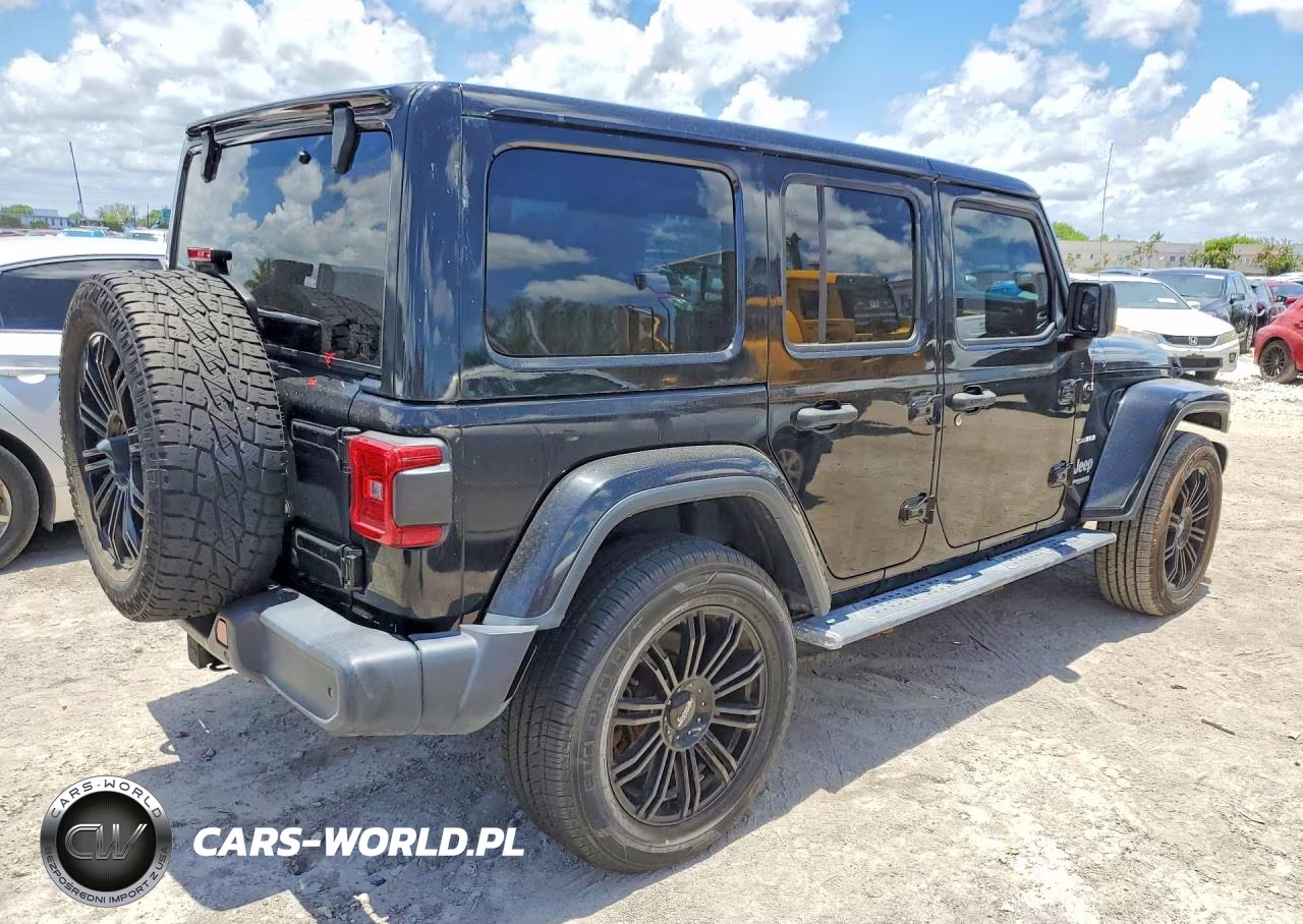 2019 Jeep Wrangler Unlimited Sahara VIN:1C4HJXEG6KW583060 - 3