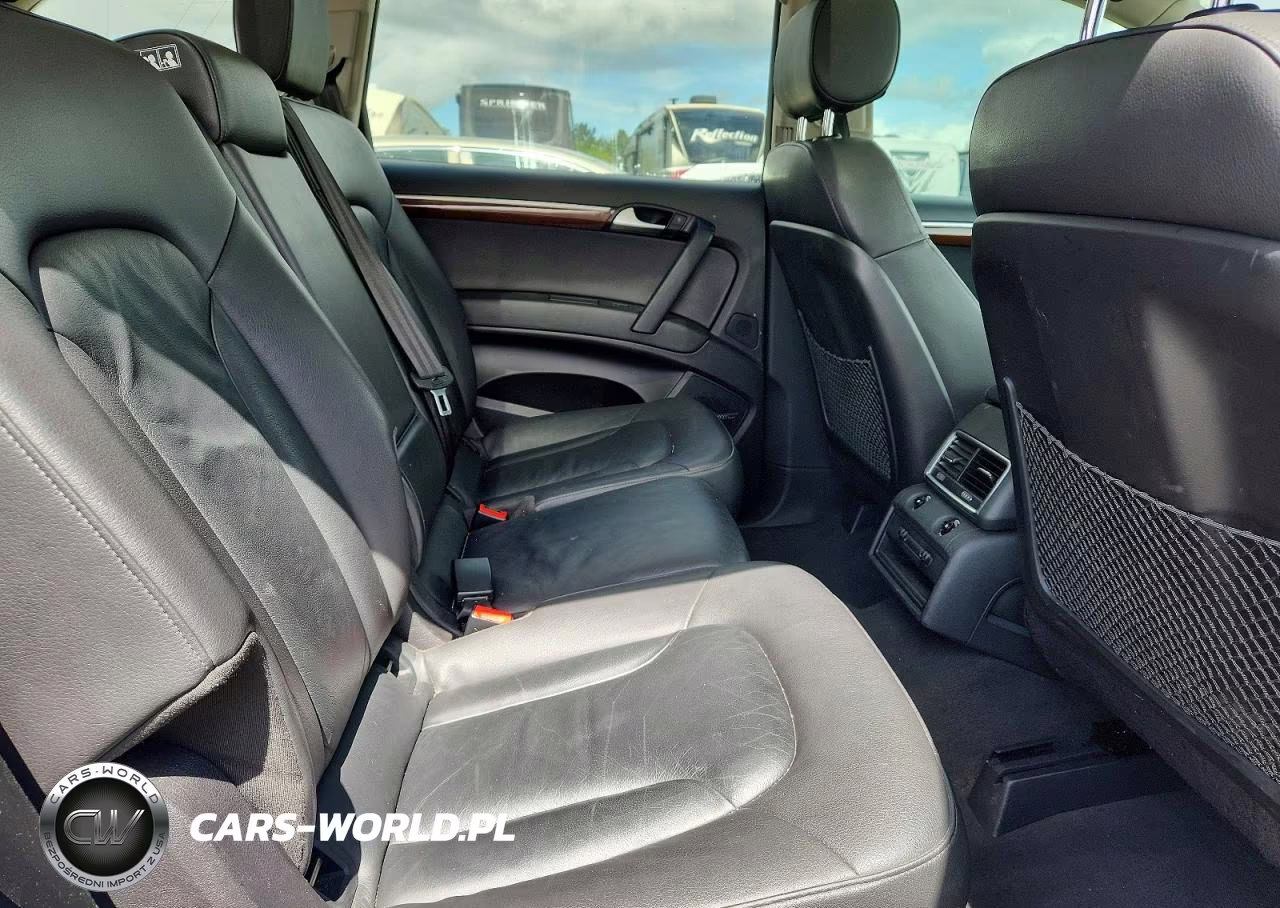 2015 Audi Q7 Premium Plus VIN:WA1LGAFEXFD006241 - 10