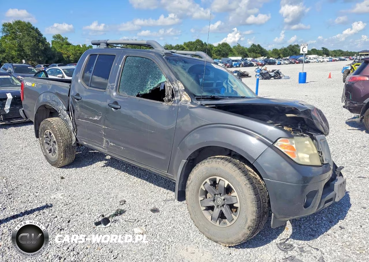 2015 Nissan Frontier Pro-4X VIN:1N6AD0EV6FN717301 - 4