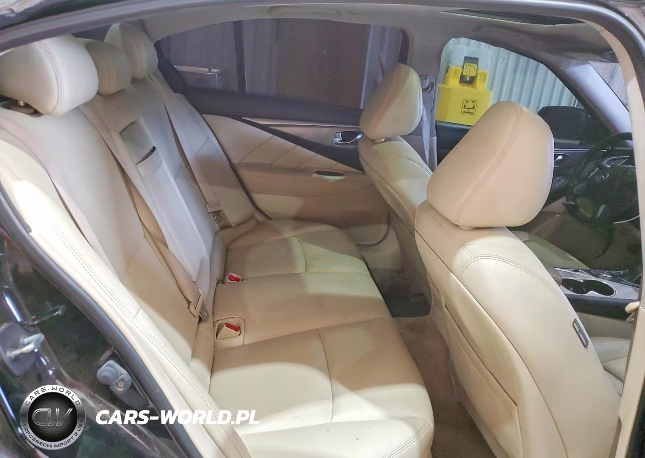 2015 Infiniti Q50 Premium VIN:JN1BV7AR9FM414415 - 10